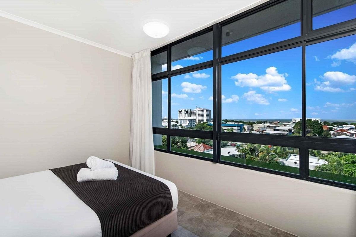 ซันไชน์ ทาวเวอร์ โฮเต็ล Hotel แคนส์ ภายนอก รูปภาพ